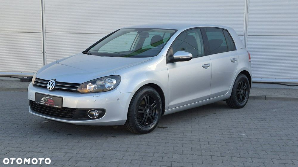 Volkswagen Golf - 8