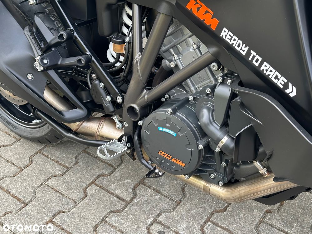 KTM Super Adventure - 21