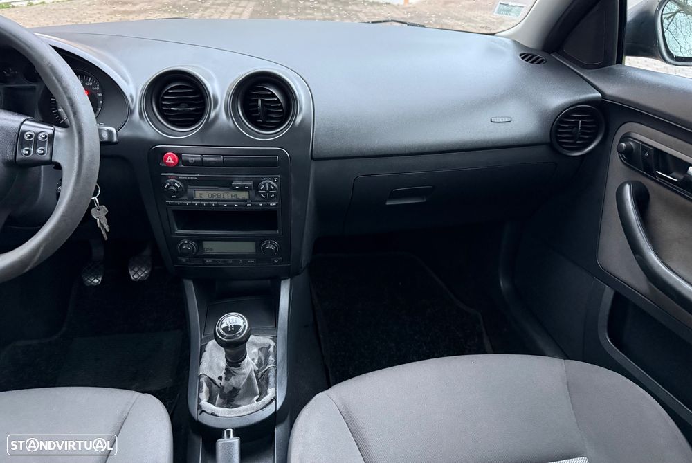 SEAT Ibiza 1.2 12V Signo - 16