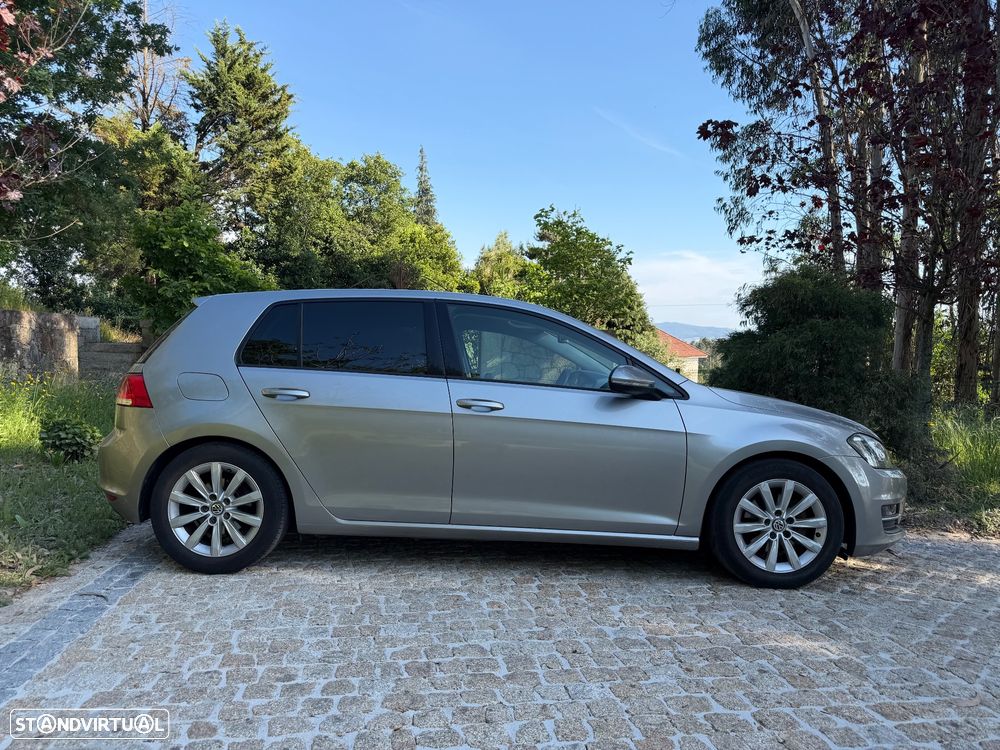 VW Golf 1.6 TDi BlueMotion DSG Trendline - 3