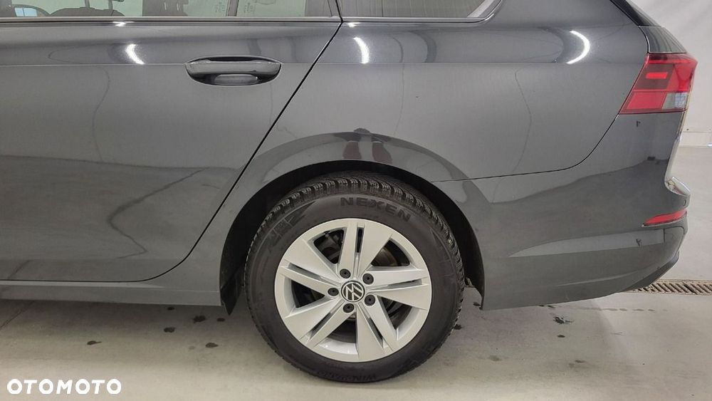 Volkswagen Golf - 9