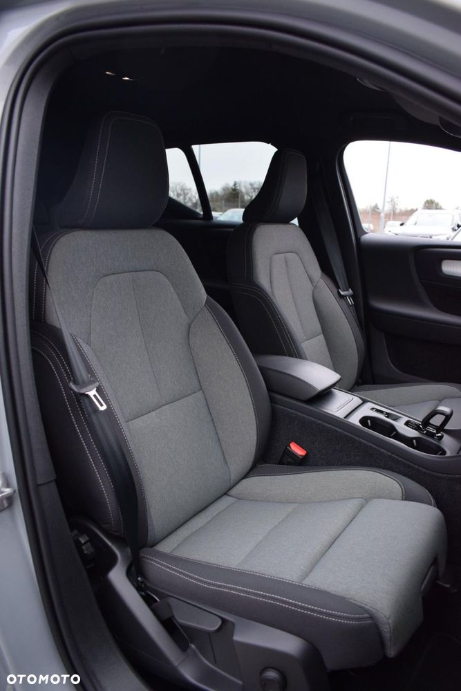 Volvo XC 40 - 19