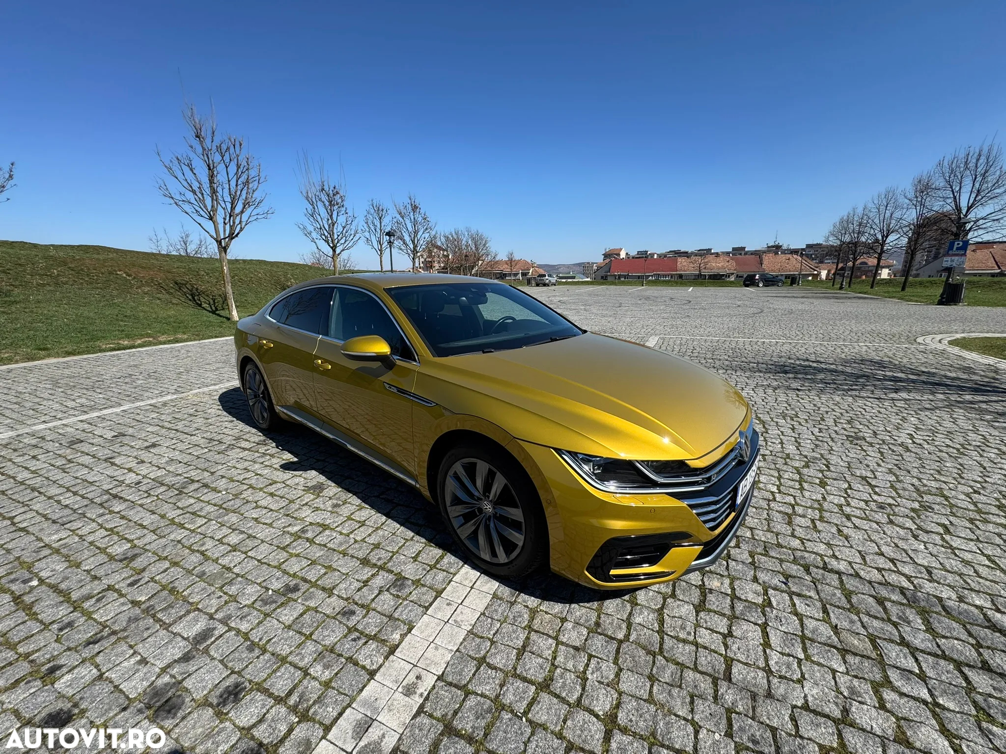 Volkswagen ARTEON 2.0 TSI DSG R-Line - 3