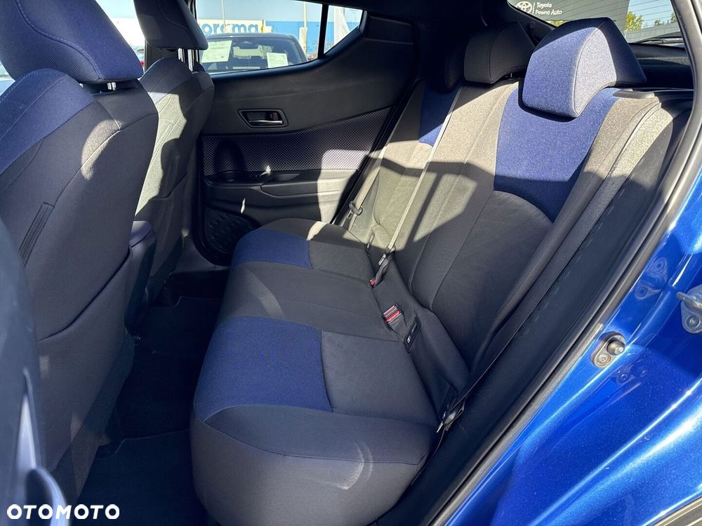 Toyota C-HR 1.2 T Dynamic - 12