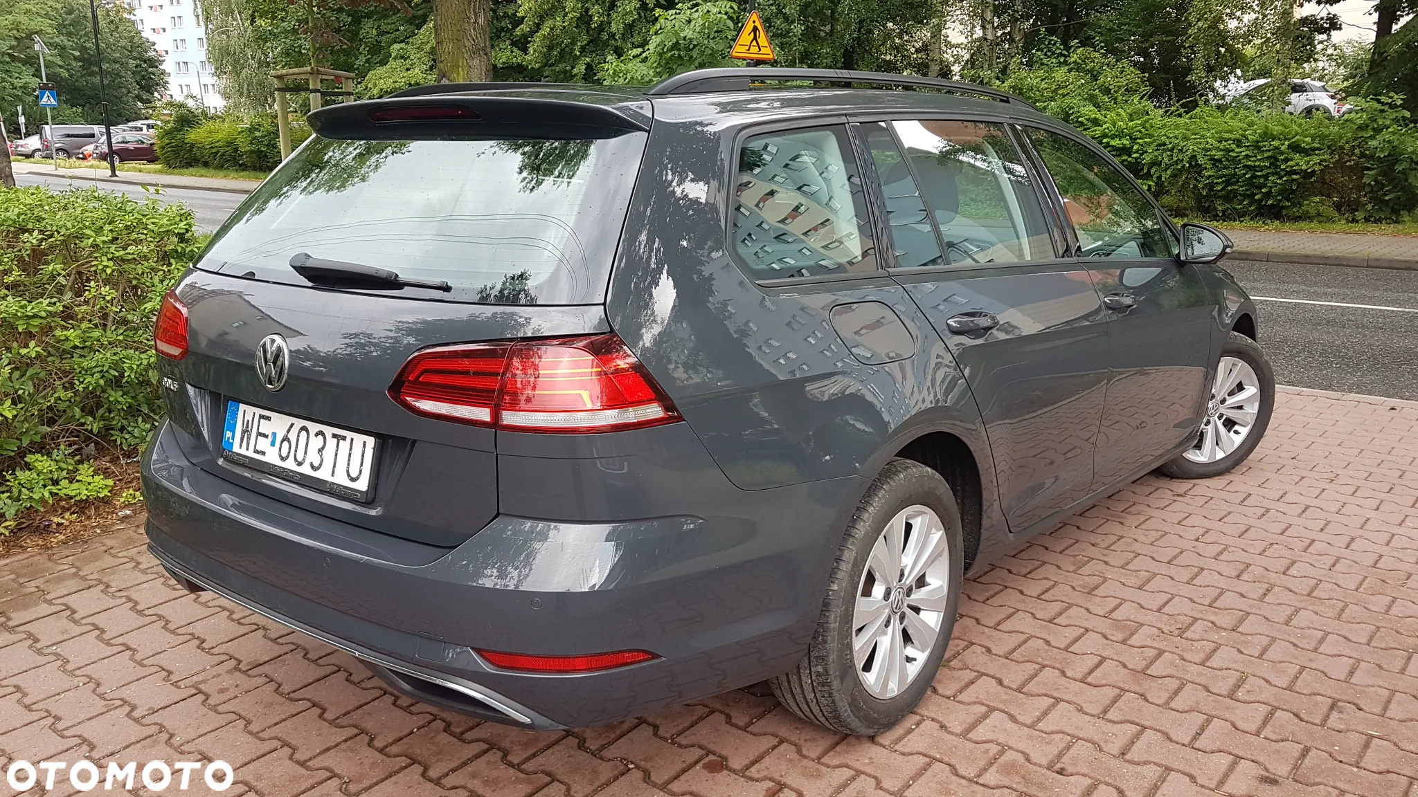 Volkswagen Golf VII 1.6 TDI BMT Comfortline - 3