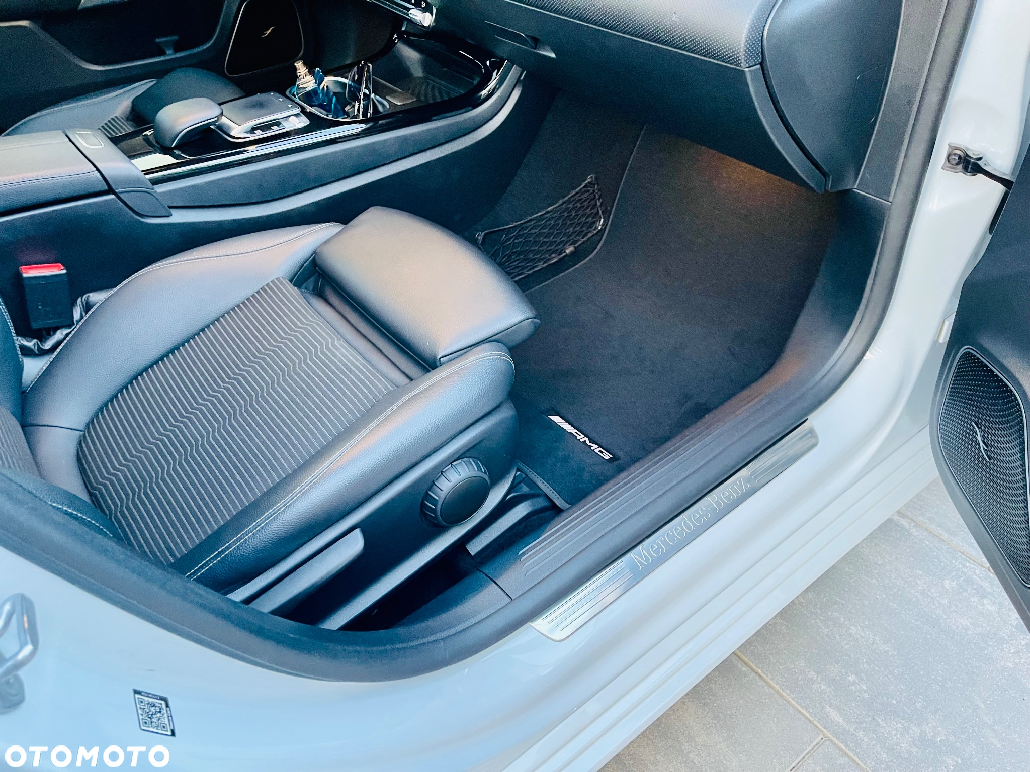 Mercedes-Benz Klasa A 250 E Progressive 8G-DCT - 14