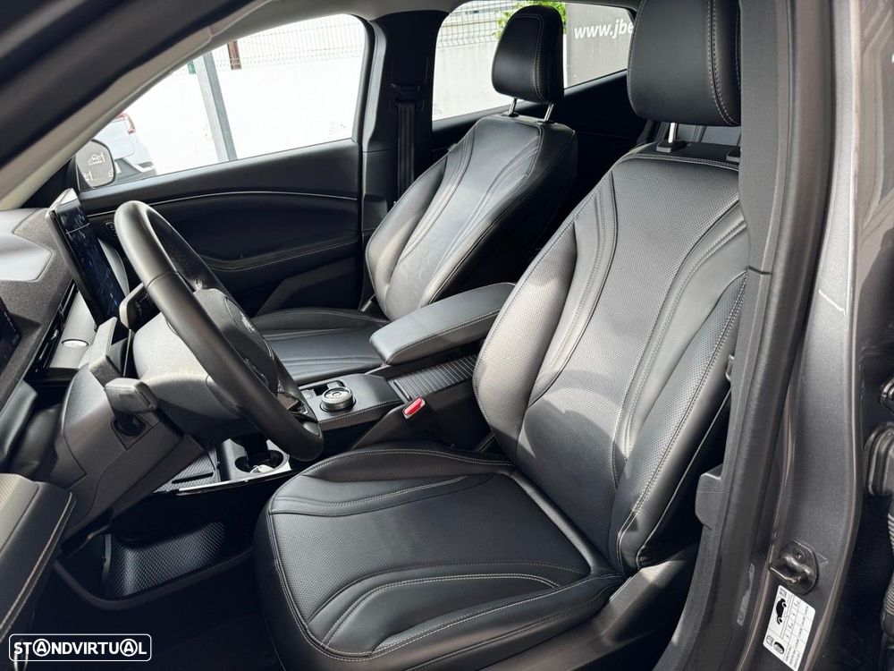 Ford Mustang Mach-E Standard - 14