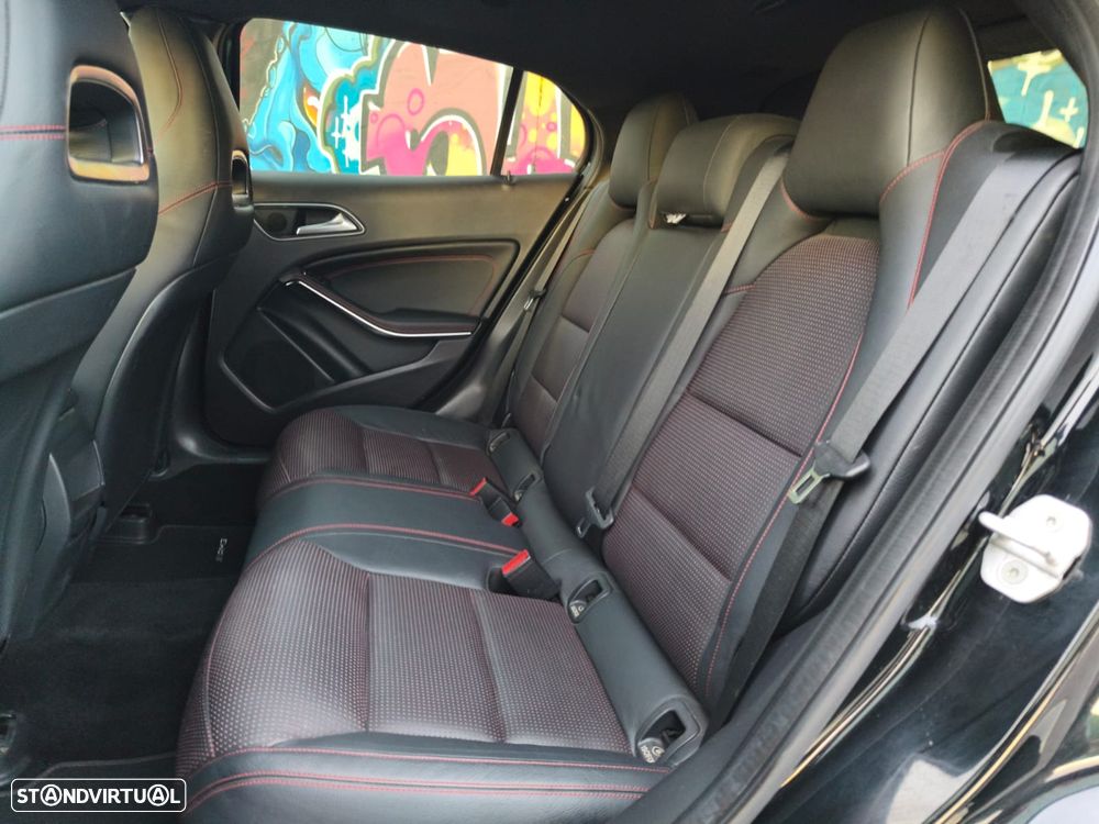 Mercedes-Benz GLA 200 (CDI) d 7G-DCT AMG Line - 14