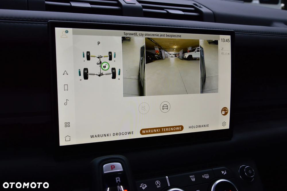 Land Rover Defender 110 D300 X-Dynamic HSE - 28