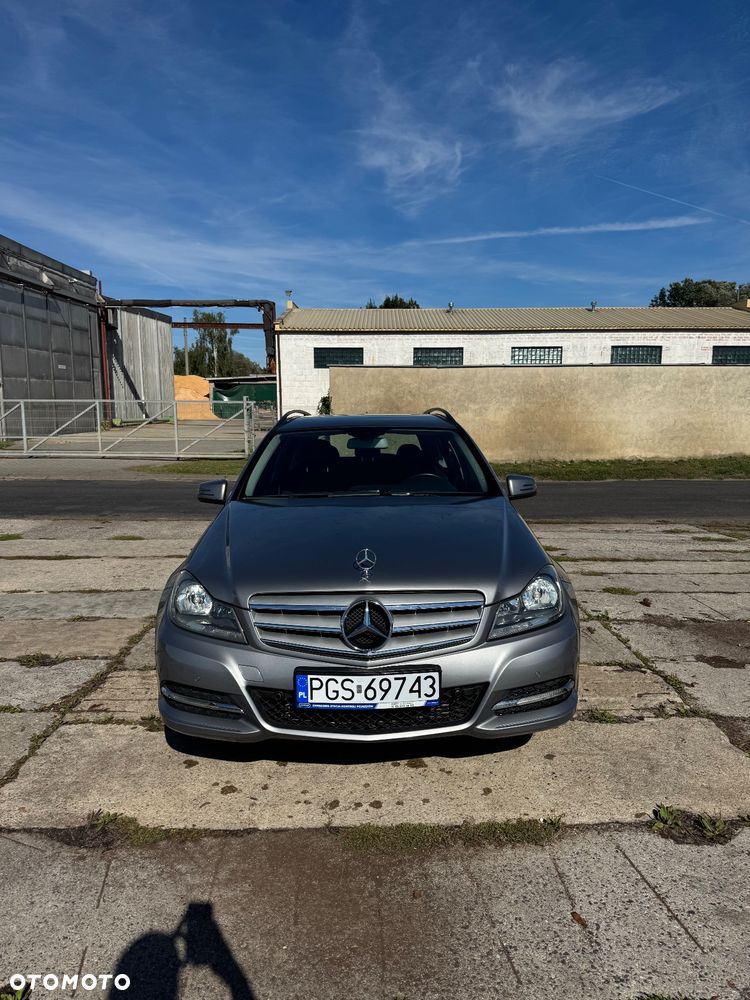 Mercedes-Benz Klasa C 220 CDI BlueEff Avantgarde - 1