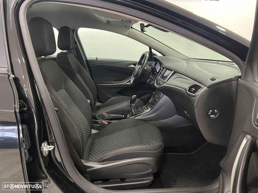 Opel Astra 1.2 Turbo Business Edition - 20