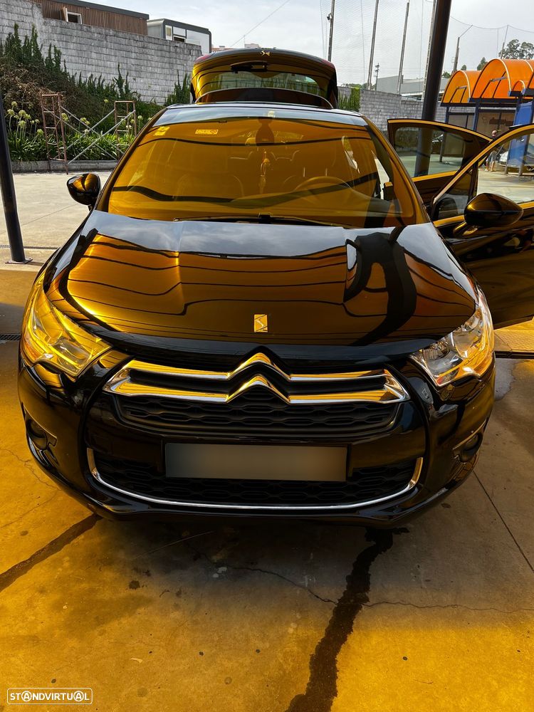 Citroën DS4 1.6 e-HDi So Chic 113g - 4