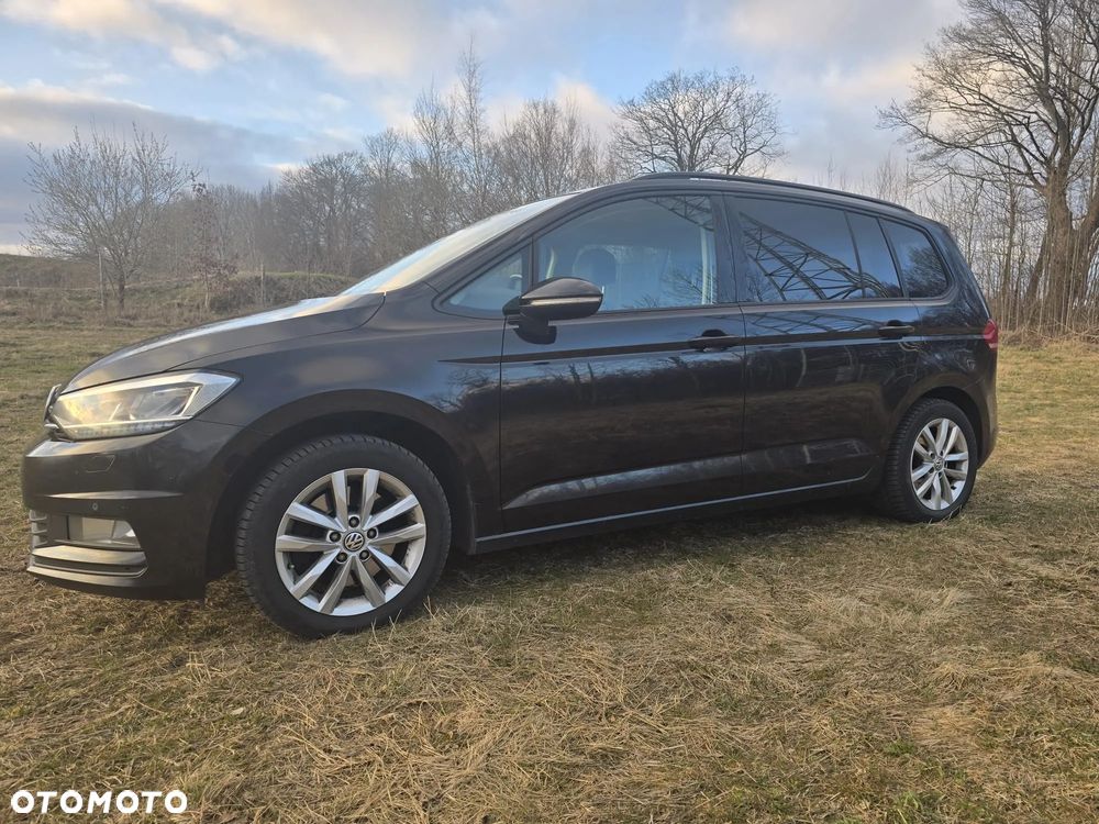 Volkswagen Touran 2.0 TDI BMT Comfortline - 24