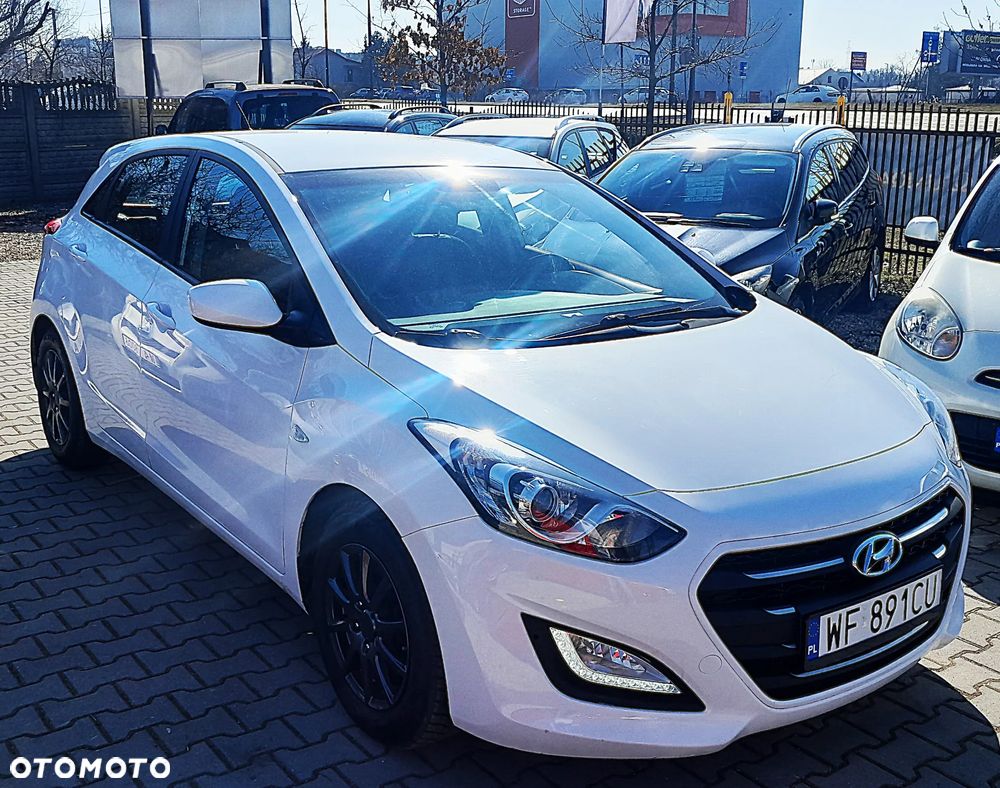 Hyundai i30 blue 1.4 Classic - 3