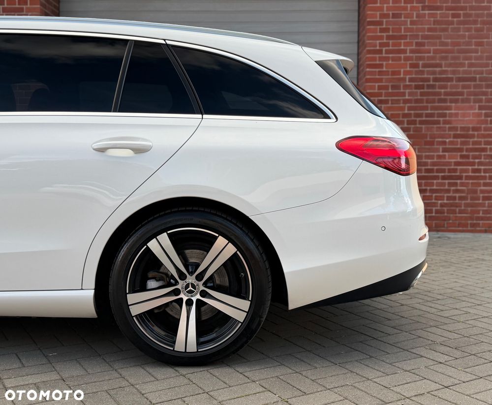 Mercedes-Benz Klasa C 220 d mHEV Avantgarde - 16