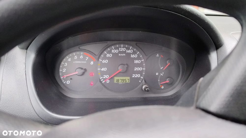 Honda Civic 1.4i S - 9