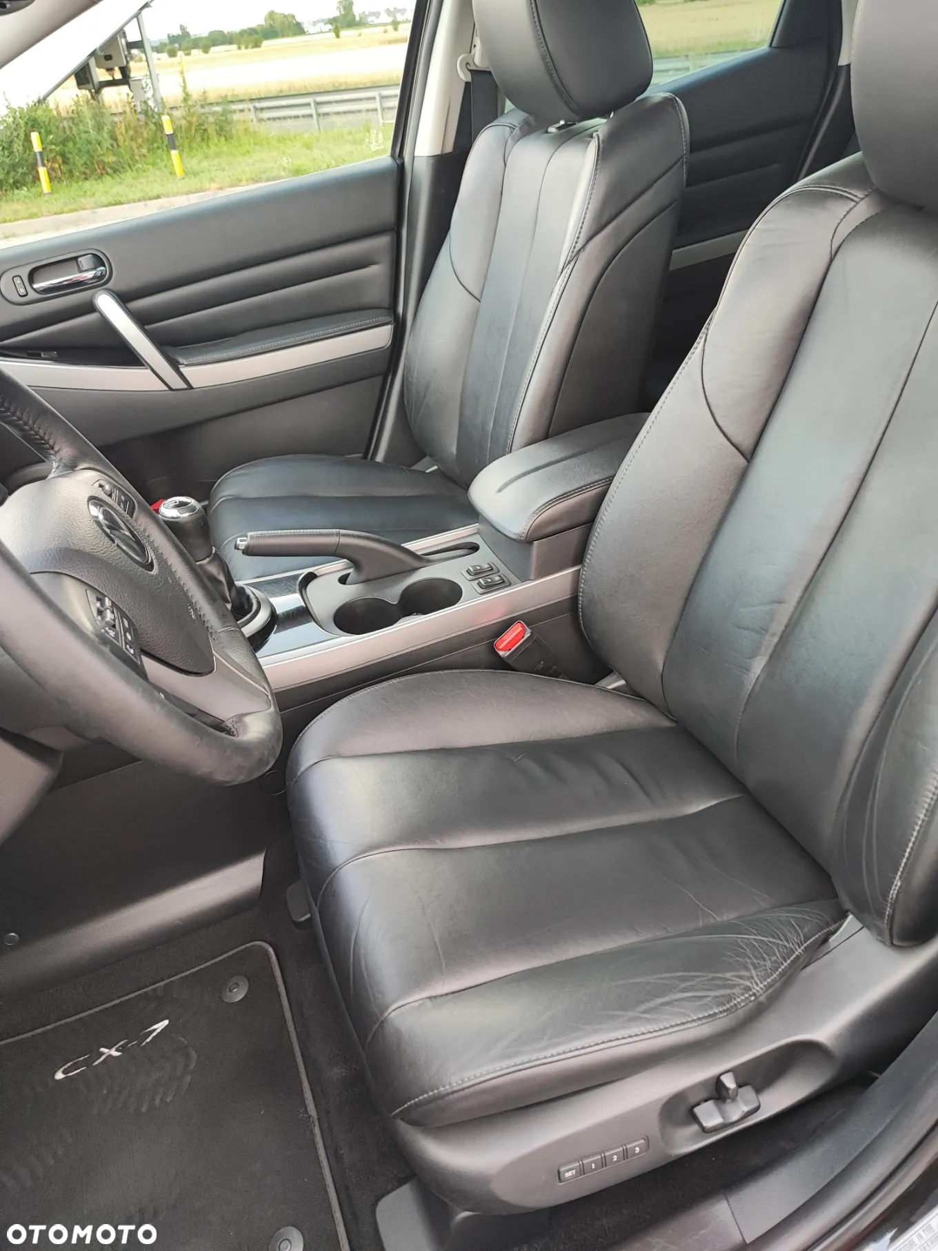Mazda CX-7 - 10