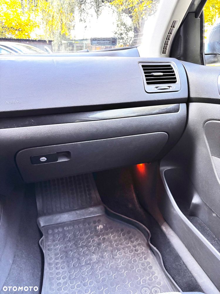 Volkswagen Jetta - 10