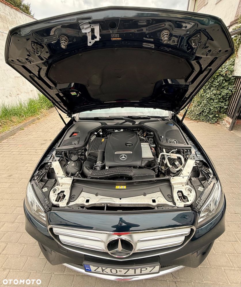Mercedes-Benz Klasa E 200 9G-TRONIC - 21
