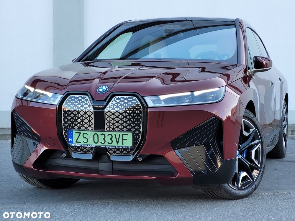 BMW iX xDrive50 111.5kWh Signature - 1