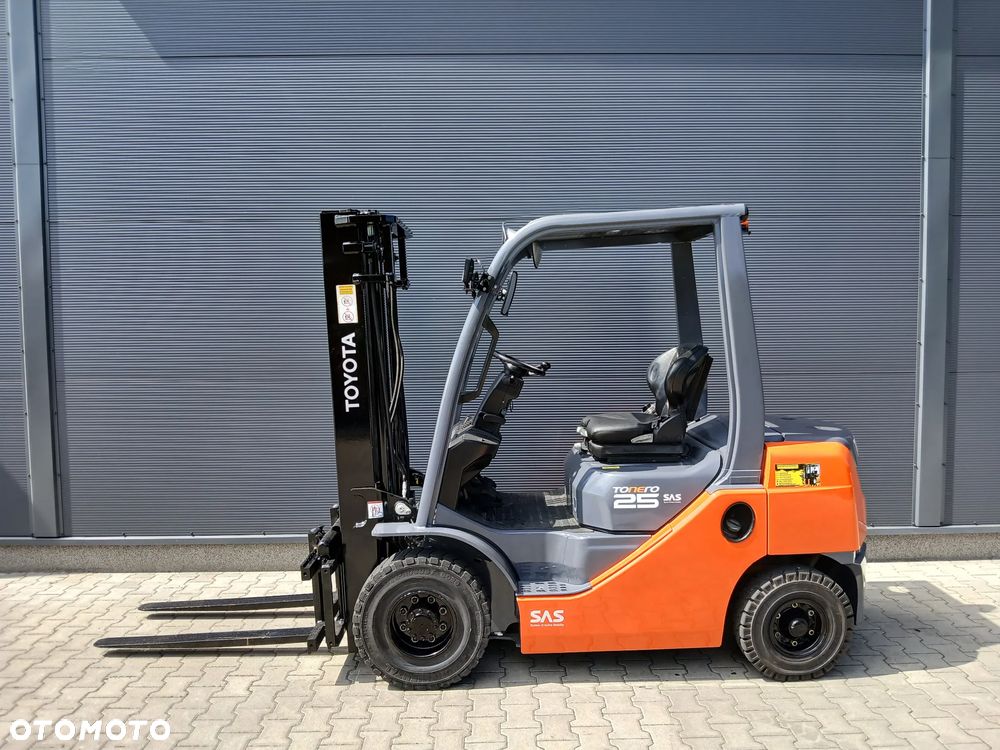 Toyota 02-8FDF25 - 9