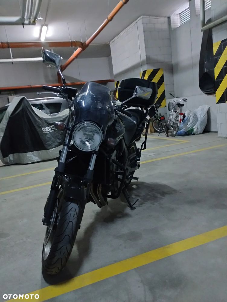 Honda CBF - 10