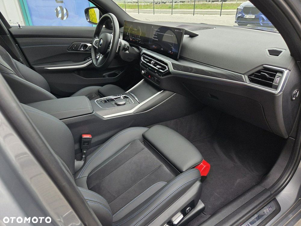 BMW Seria 3 M340i xDrive sport - 24