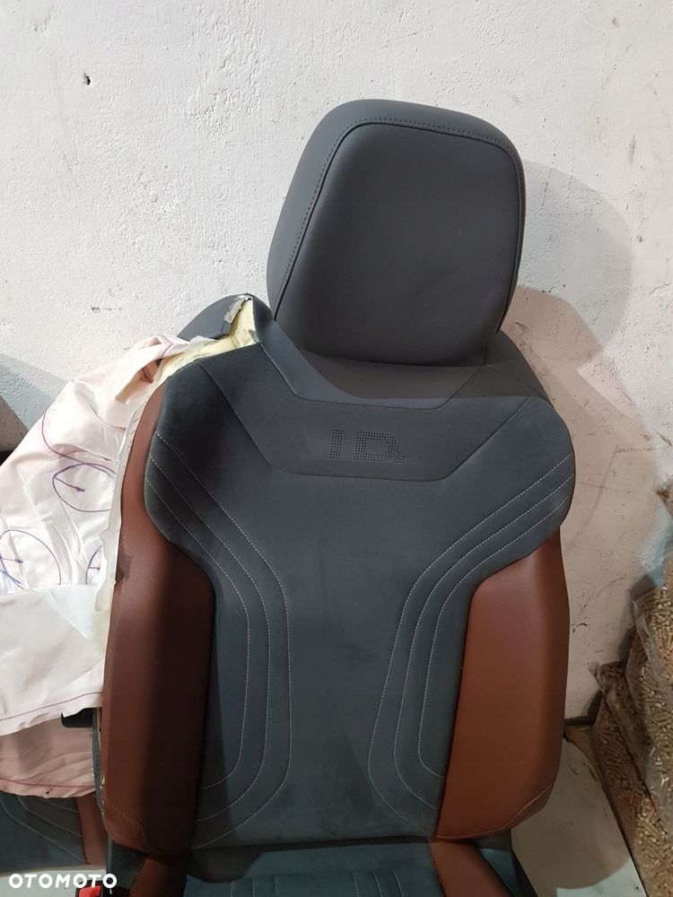 fotele kanapa komplet vw id 4 alcantara skóra eur 21r - 13
