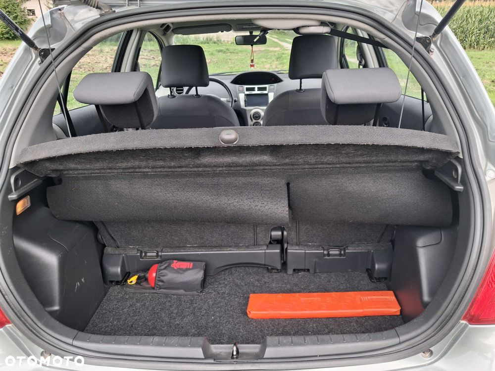 Toyota Yaris - 6