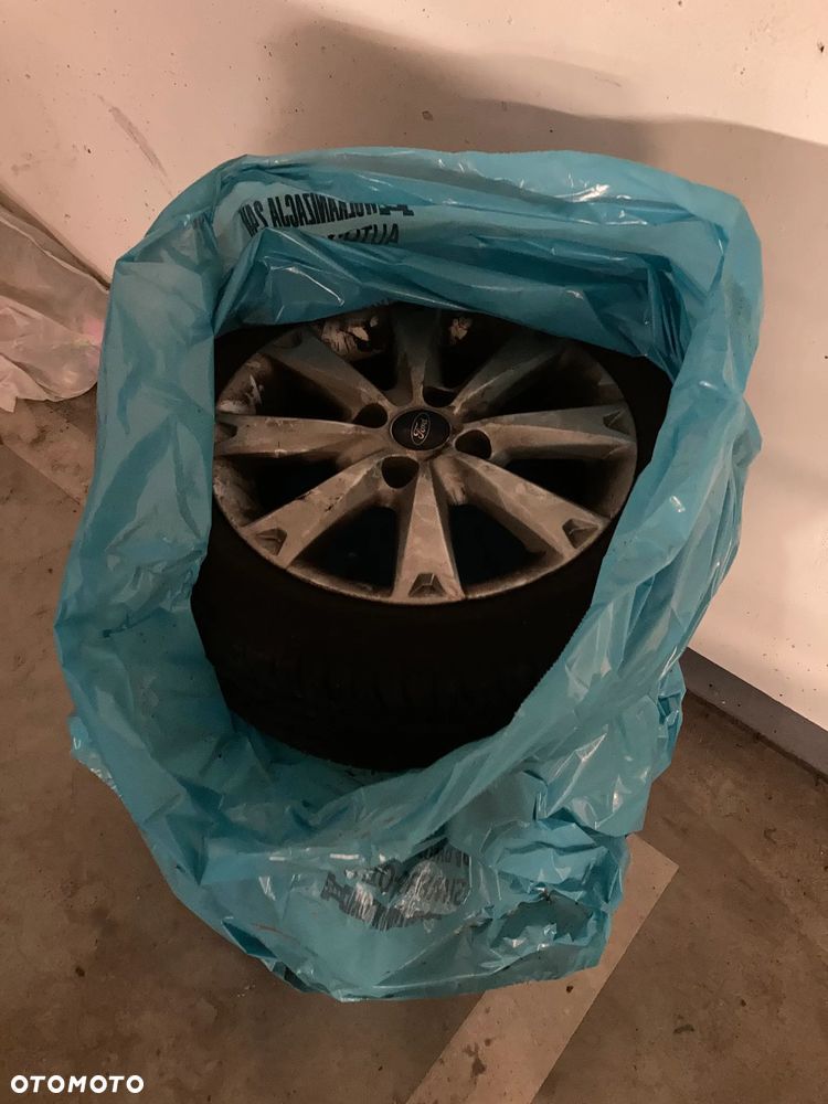 Ford Fiesta 1.25 Champions Edition - 24