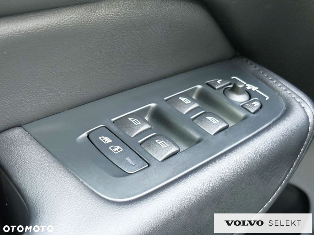 Volvo XC 60 - 36