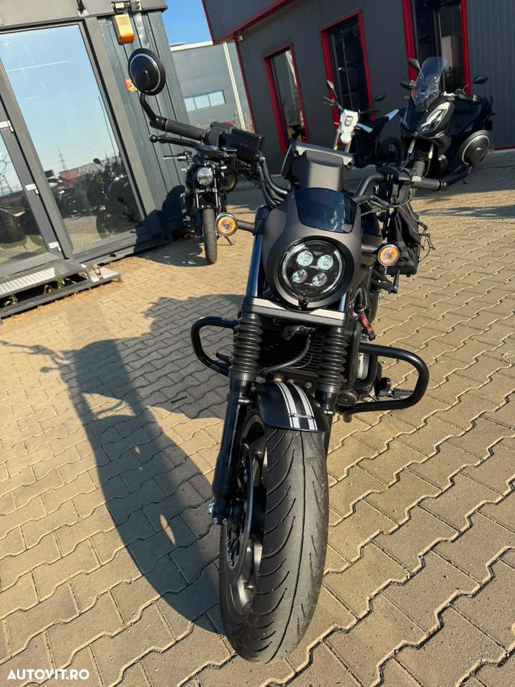Honda Rebel 1100 - 8