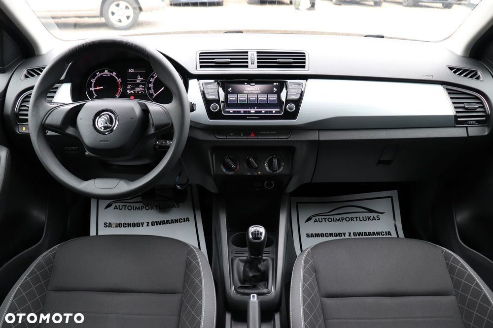 Skoda Fabia - 10