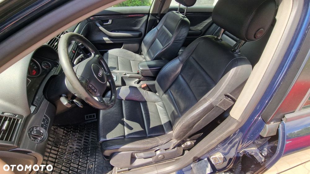 Audi A4 Avant - 10