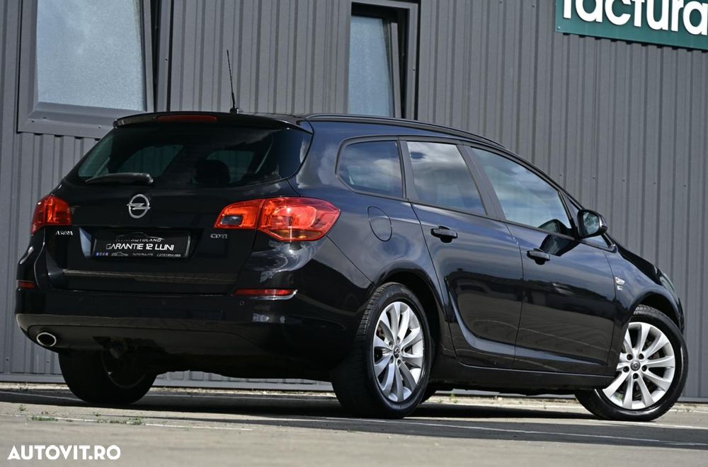 Opel Astra 2.0 CDTI DPF 150 Jahre - 7