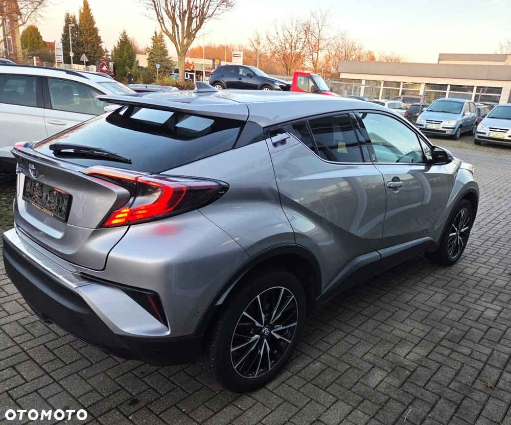 Toyota C-HR - 6