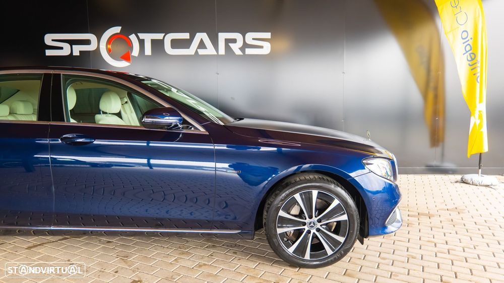 Mercedes-Benz E 300 e Exclusive Line - 5