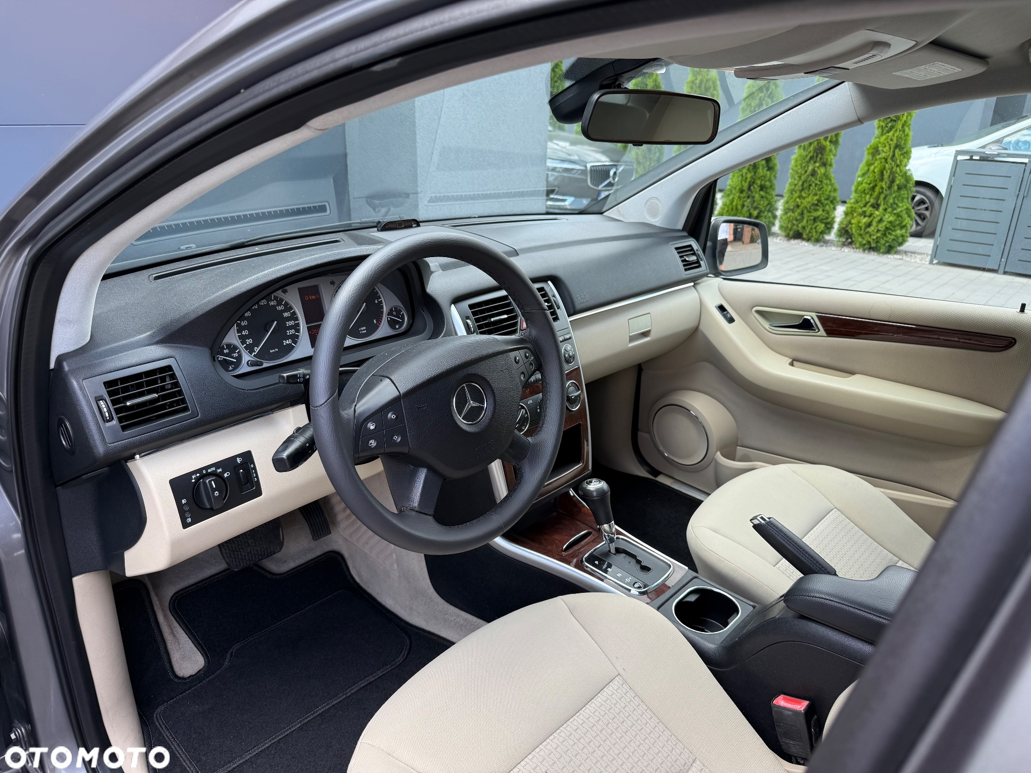 Mercedes-Benz Klasa B 200 CDI Autotronic - 9