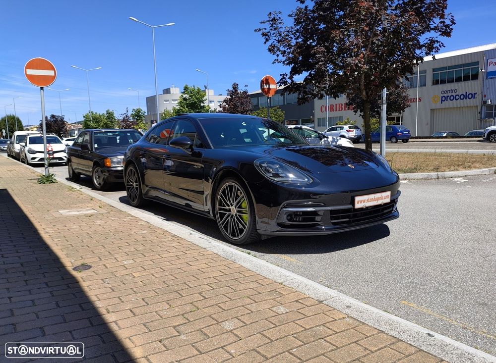 Porsche Panamera 4 E-Hybrid Executive - 3