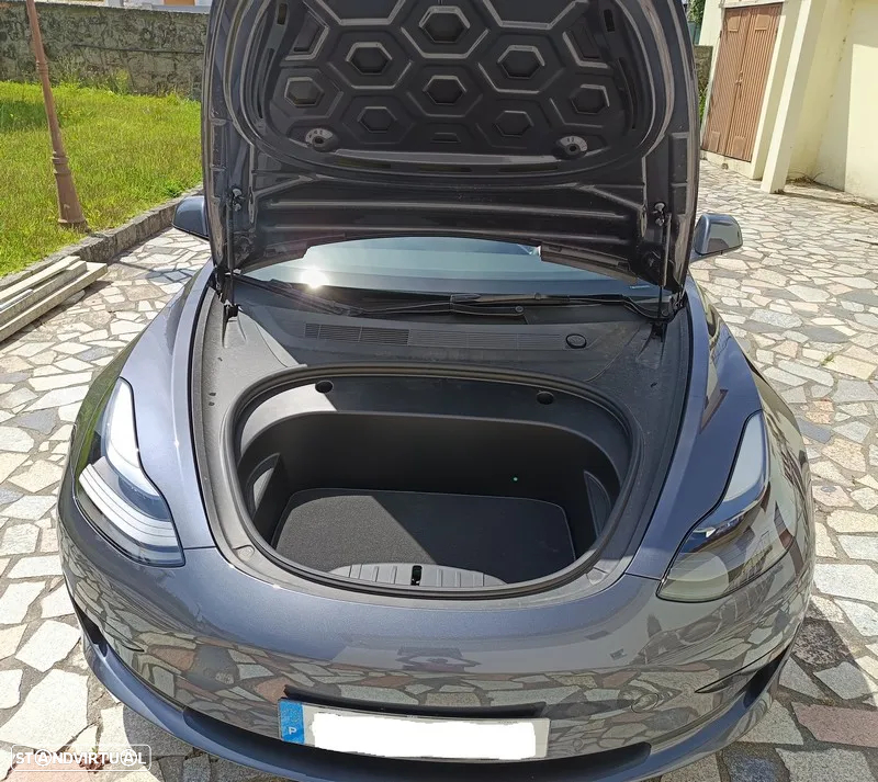 Tesla Model 3 Standard Range Plus RWD - 4