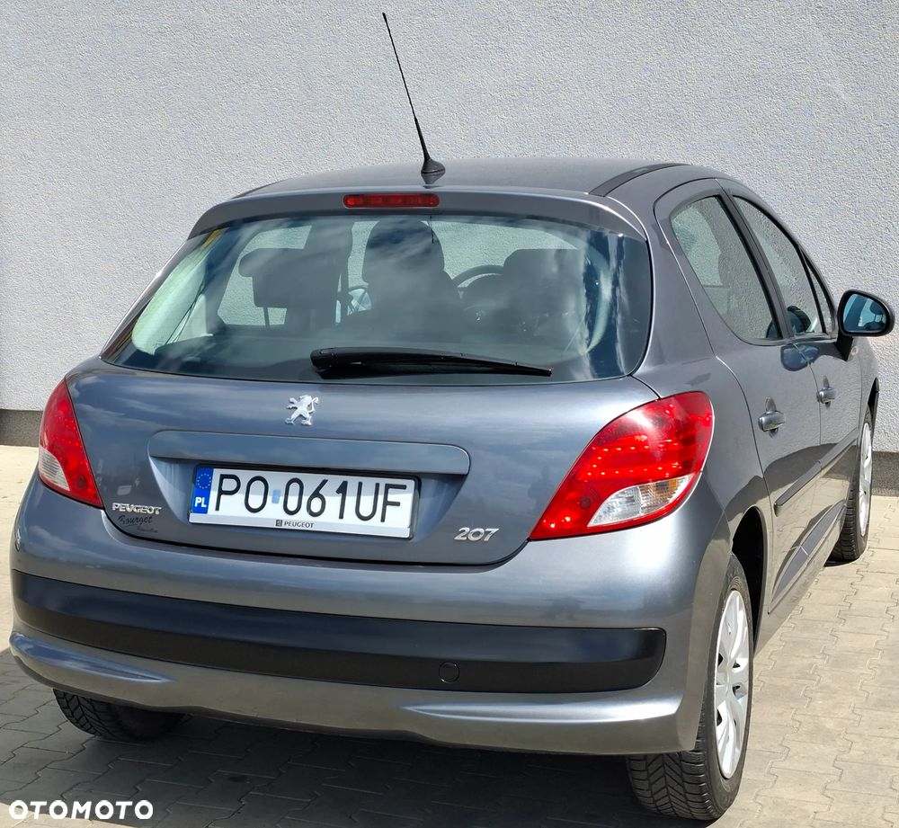 Peugeot 207 75 Millesim 200 - 8