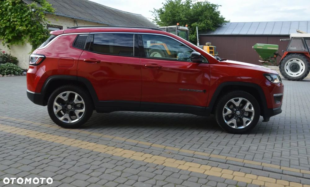 Jeep Compass - 10