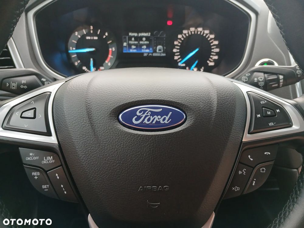 Ford Mondeo - 30