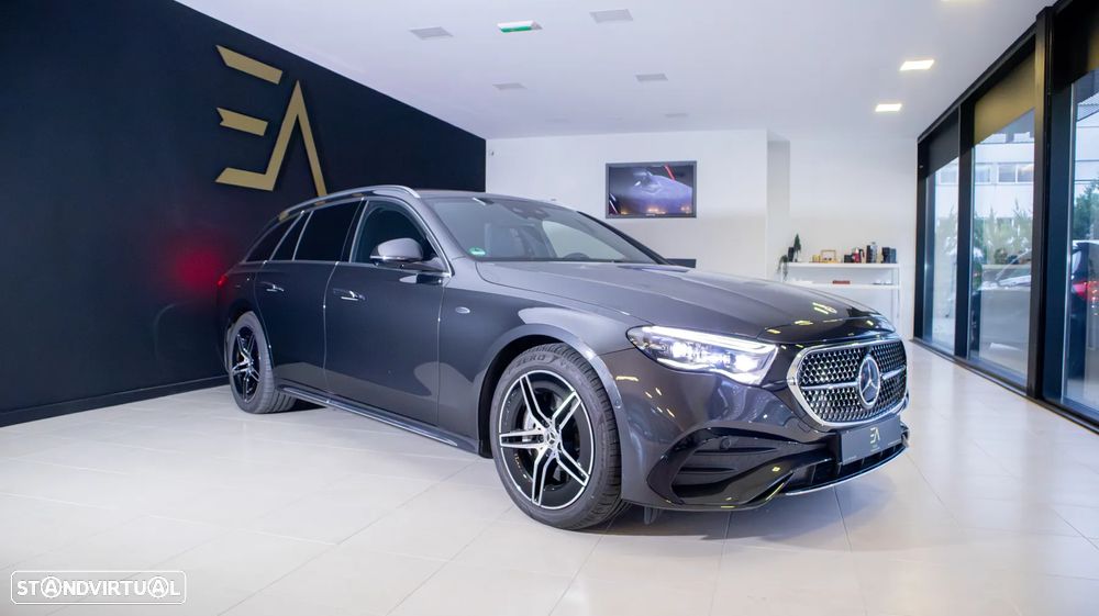 Mercedes-Benz E 300 - 1