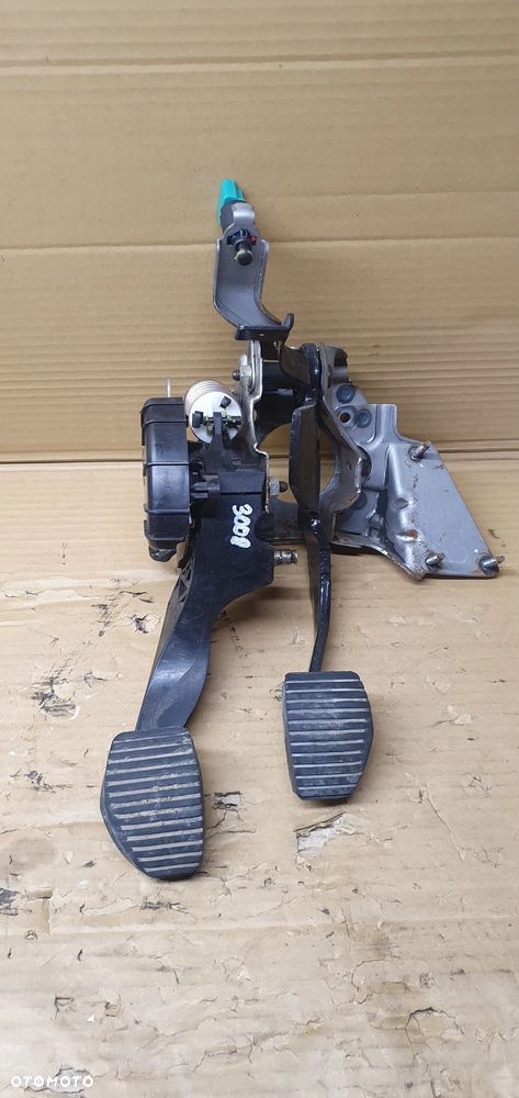 Pedały pedał sprzęgła hamulca Peugeot 3008 - 1