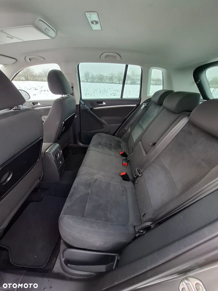 Volkswagen Tiguan 2.0 TDI BlueMot Trend&Fun - 9