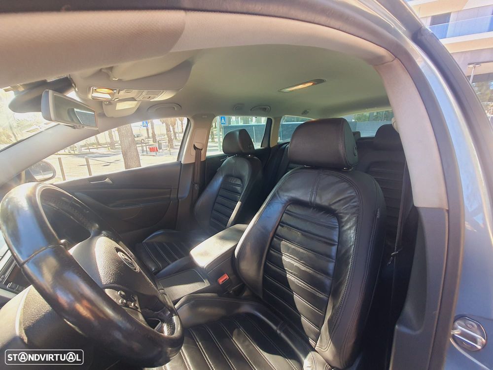 VW Passat Variant 2.0 TDi Highline - 11