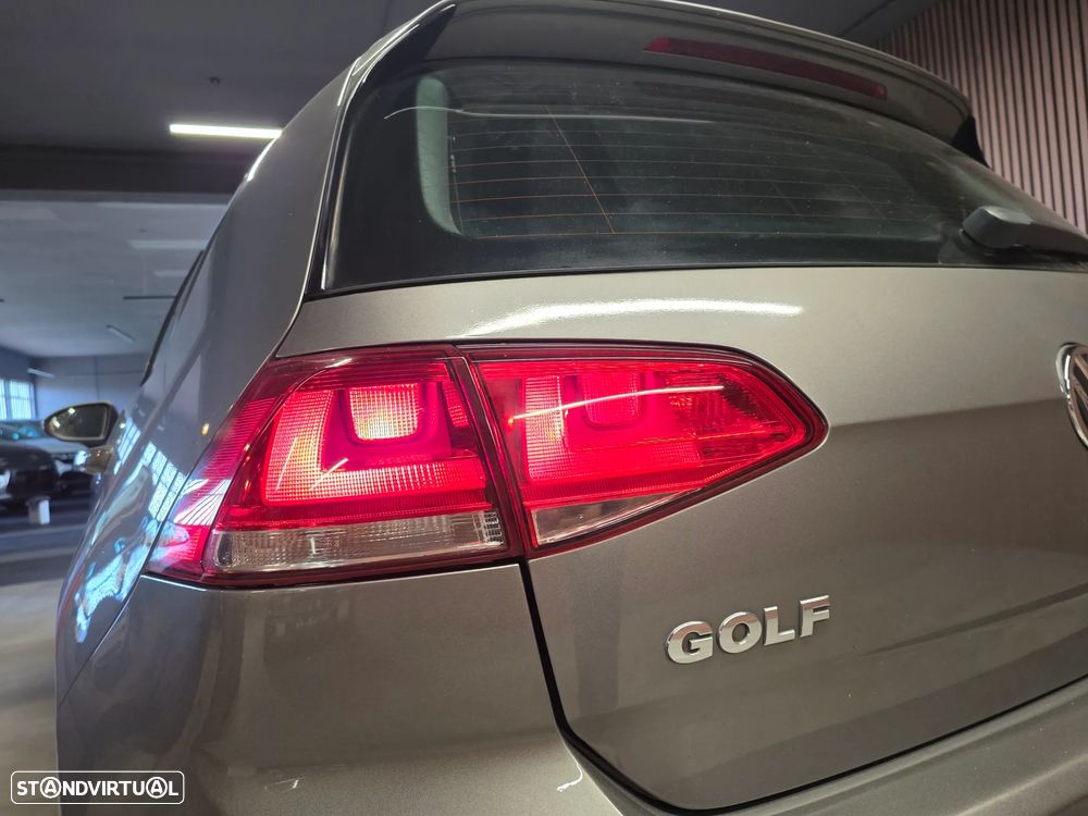 VW Golf 1.6 TDi BlueMotion Trendline - 12