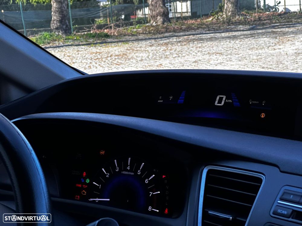 Honda Civic 1.8 i-VTEC Auto Comfort - 30
