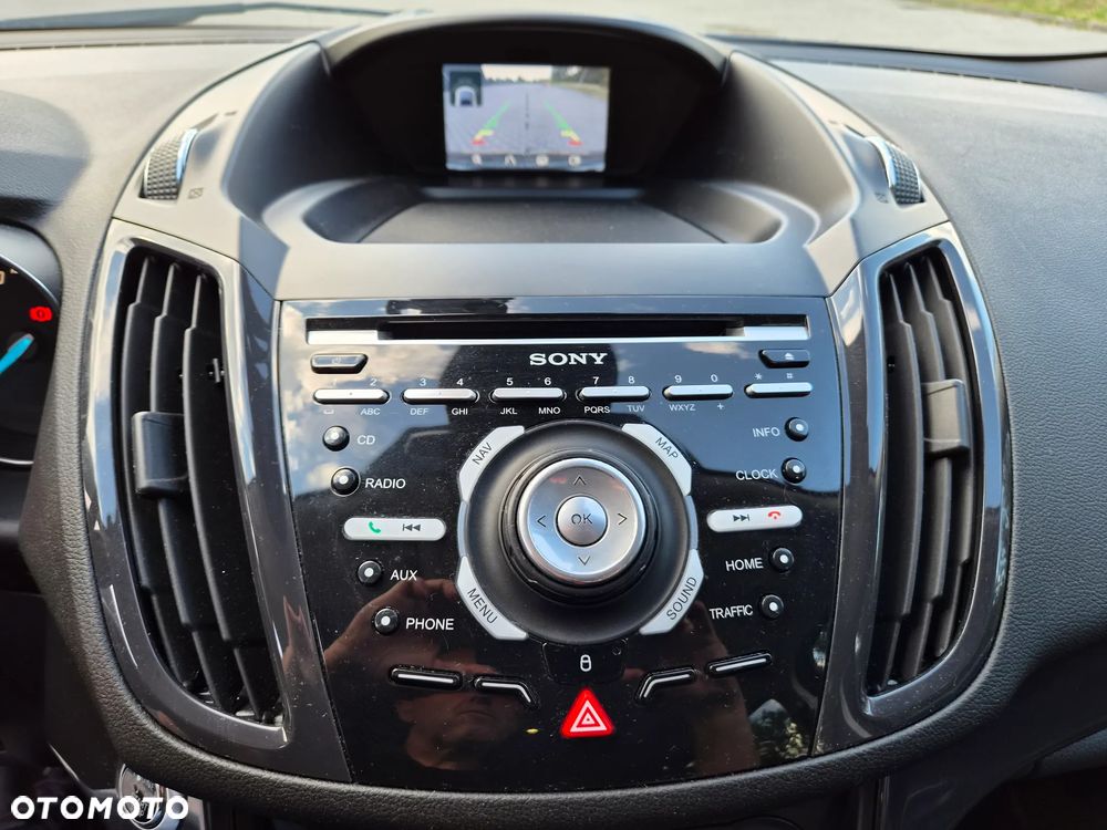 Ford Kuga 1.5 EcoBoost 2x4 Titanium - 15